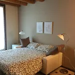 Via Garibaldi 3* 로니고