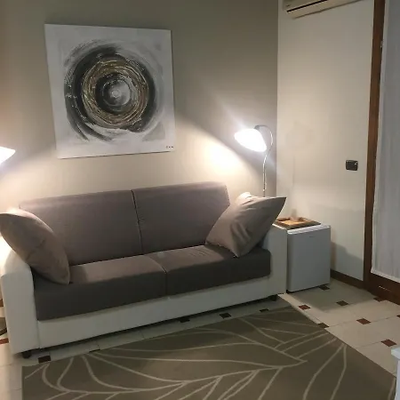 ベッド・アンド・ブレックファスト Via Garibaldi 3*