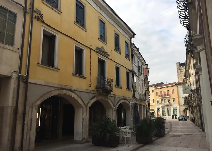 Via Garibaldi 3* Lonigo